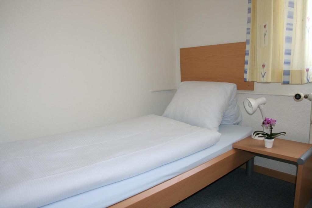 Hotel Glaernisch Hof Horgen Oda fotoğraf