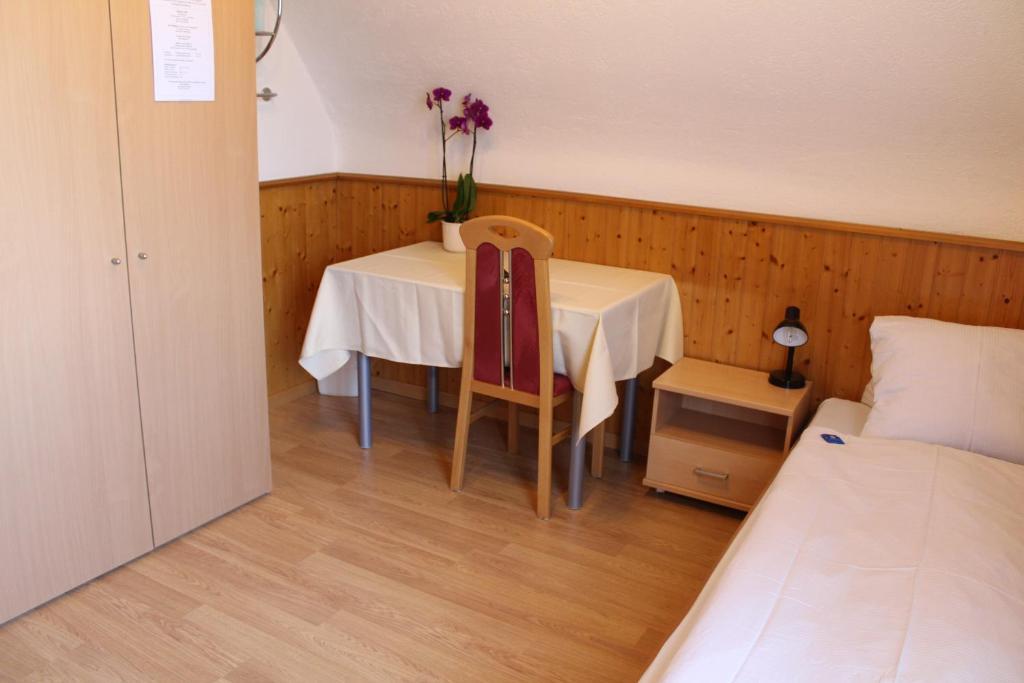 Hotel Glaernisch Hof Horgen Oda fotoğraf